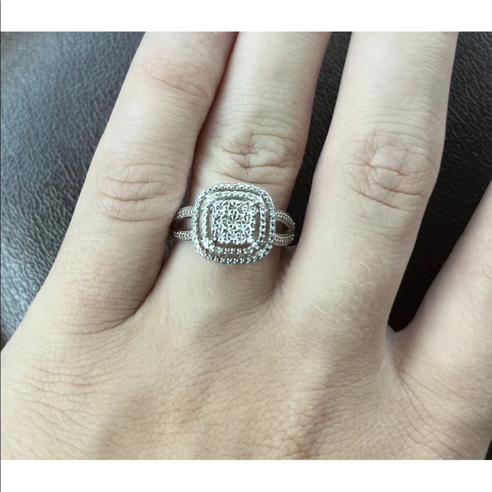Diamond ring